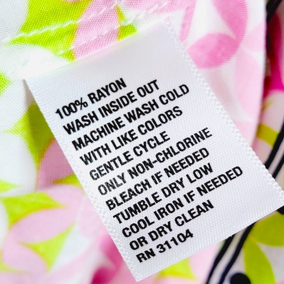 ❌SOLD❌Crown & Ivy•Colorful Top - Picture 5 of 5